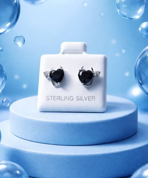 Aretes Corazón Negro